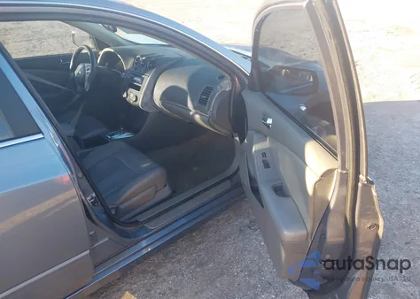 2011 Nissan Altima 2.5 S z USA, uszkodzony, nr VIN 1N4AL2AP1BN466390